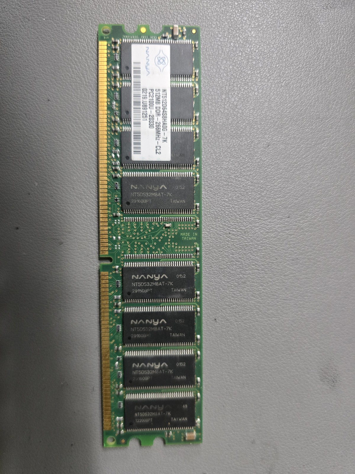 Nanya 512MB DDR1 Desktop RAM PC2100U 266MHz CL2 NT512D64S8HAAG-7K 184-Pin DIMM