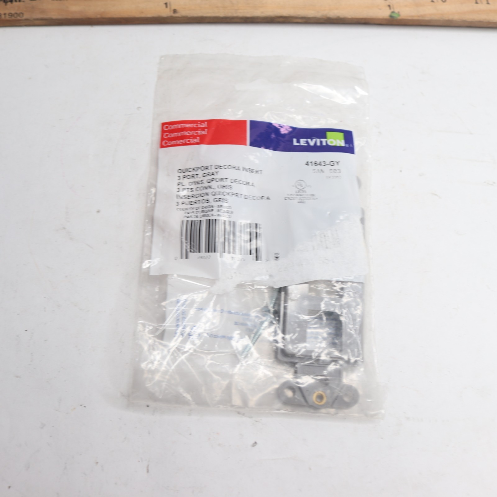 Leviton Gray 1-Gang Audio/Video Wall Plate (1-Pack) 41643-GY