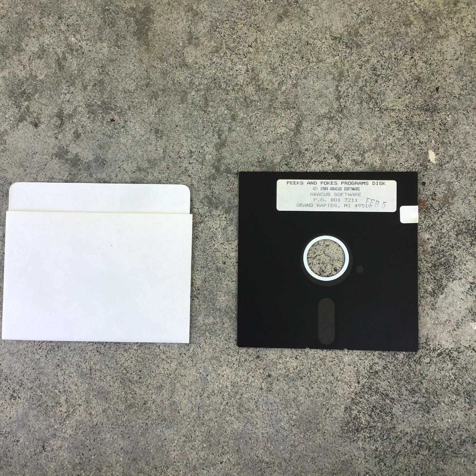 Abacus Software Peeks & Pokes Commodore 128 Optional Diskette 5 1/4” Floppy