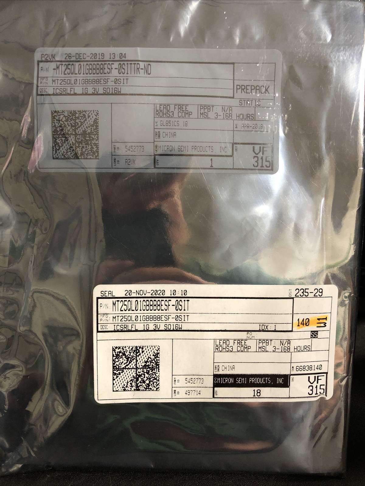 18 - Micron Technology Inc. MT25QL01GBBB8ESF-0SIT IC FLASH 1GBIT SPI 133MHZ 16SO