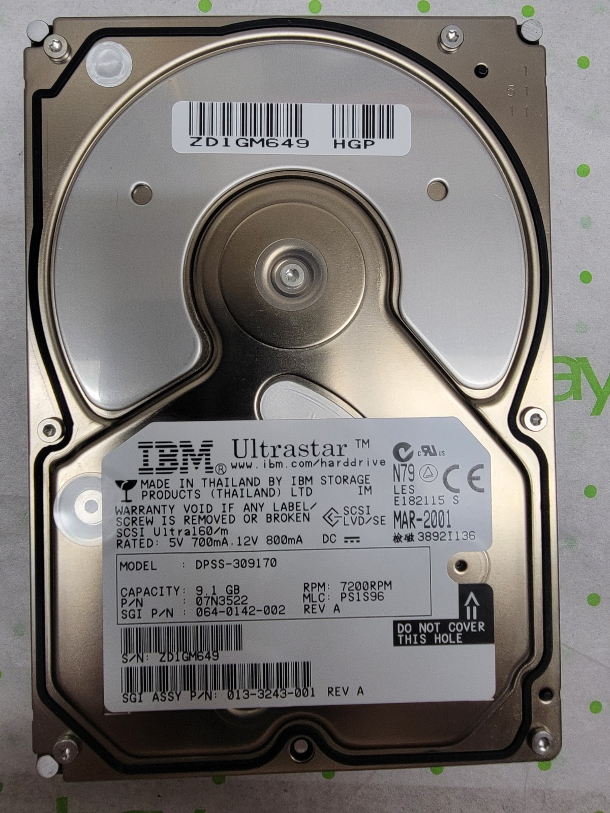 IBM DNES309170 P/N:07N3522 9.1GB SCSI 3.5" HD 5V 700mA.12V 800mA LVD/SE 80 PIN