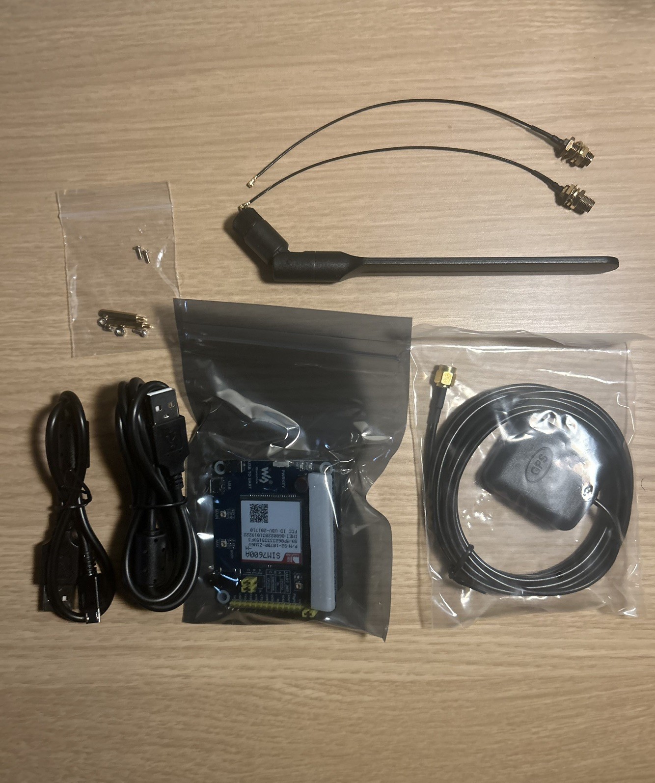 Waveshare SIM7600A-H 4G HAT LTE Cat-4 4G GNSS: US, Raspberry Pi Hat
