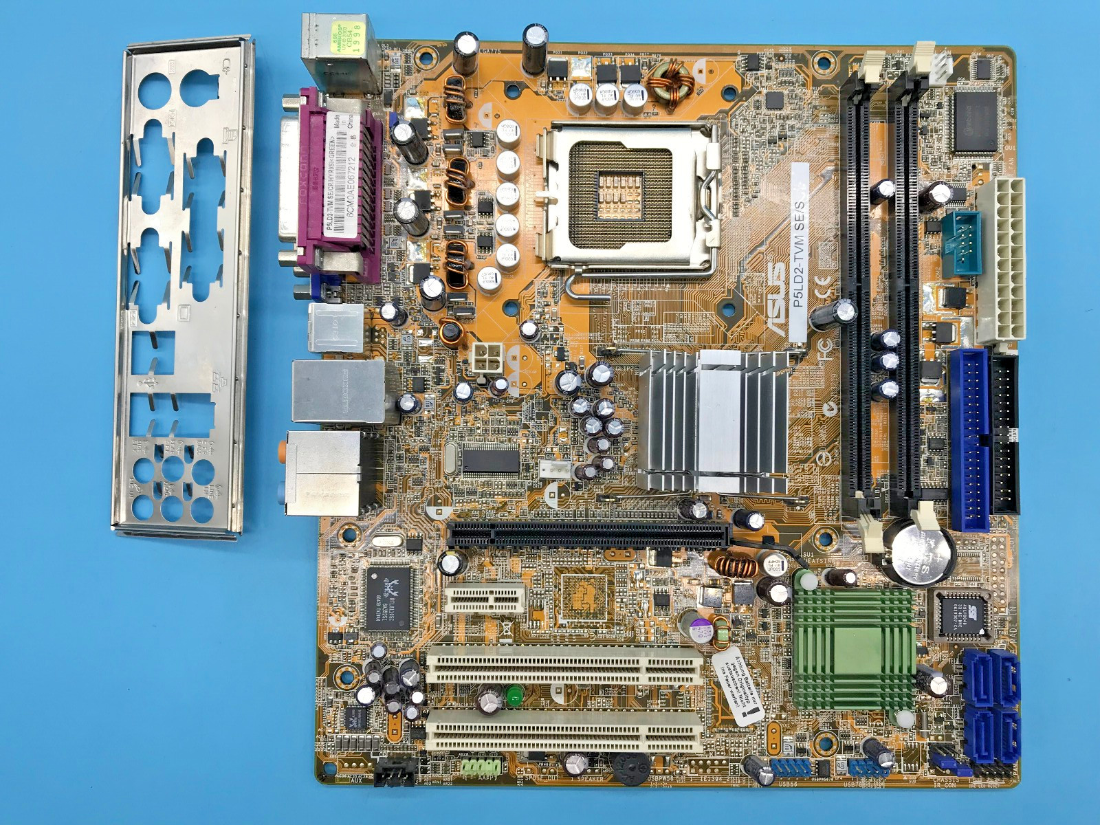 ASUS P5LD2-TVM SE/S REV:1.02G DDR2 - mATX - Socket 775 - with I/O Shield #M3132