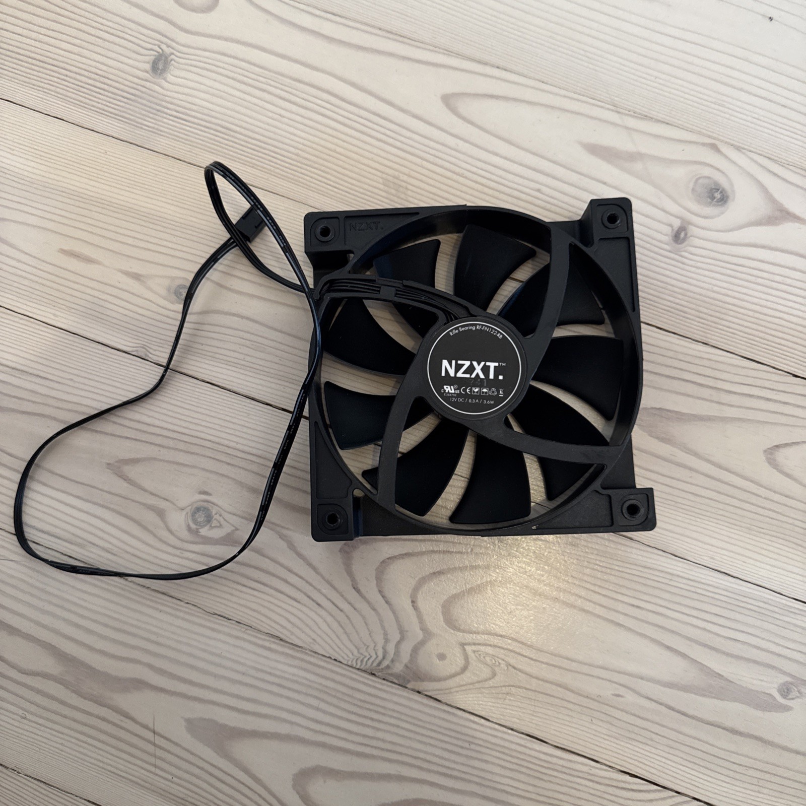 NZXT RF-FN122-RB Case Fan 120mm 12V 0.3A