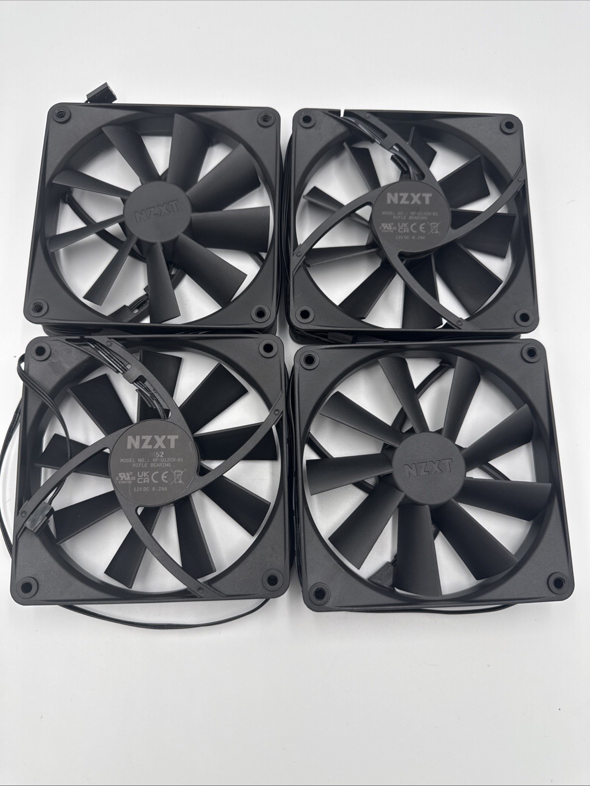 NZXT 120mm Case Fan White RF-Q12CR-W1 3-Pin Non PWM, Non RGB 4 fans in one
