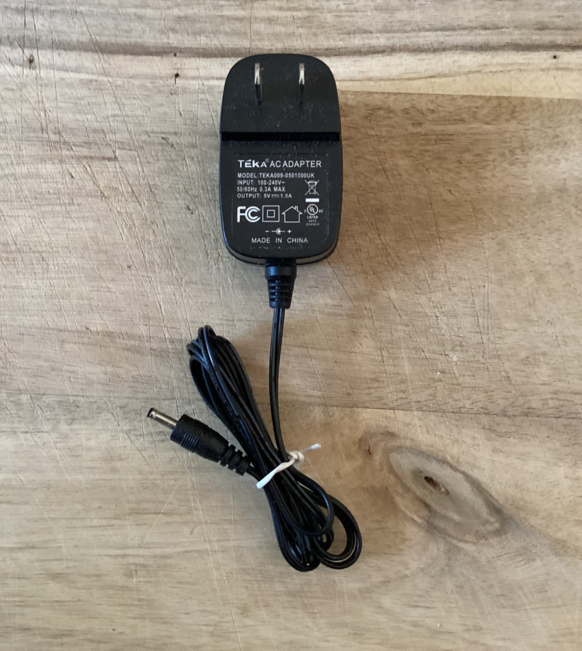 TEKA TEKA009-0501500UK AC Power Adapter 5V 1.5A OEM Genuine Wall Charger