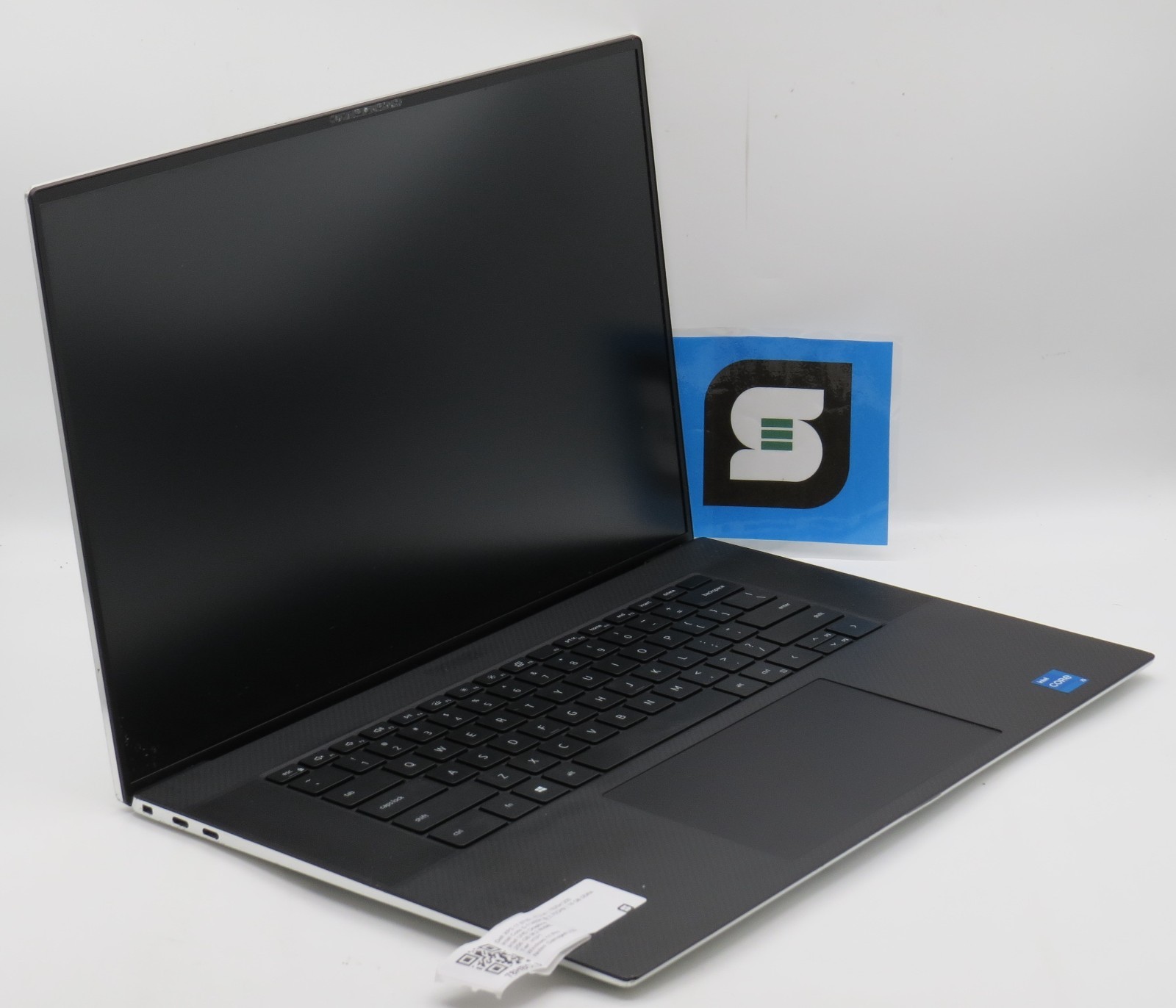 Dell XPS 17 9710 i5-11400H @ 2.7GHz 16GB DDR4 256GB m2 NVME UHD 17" display Wind