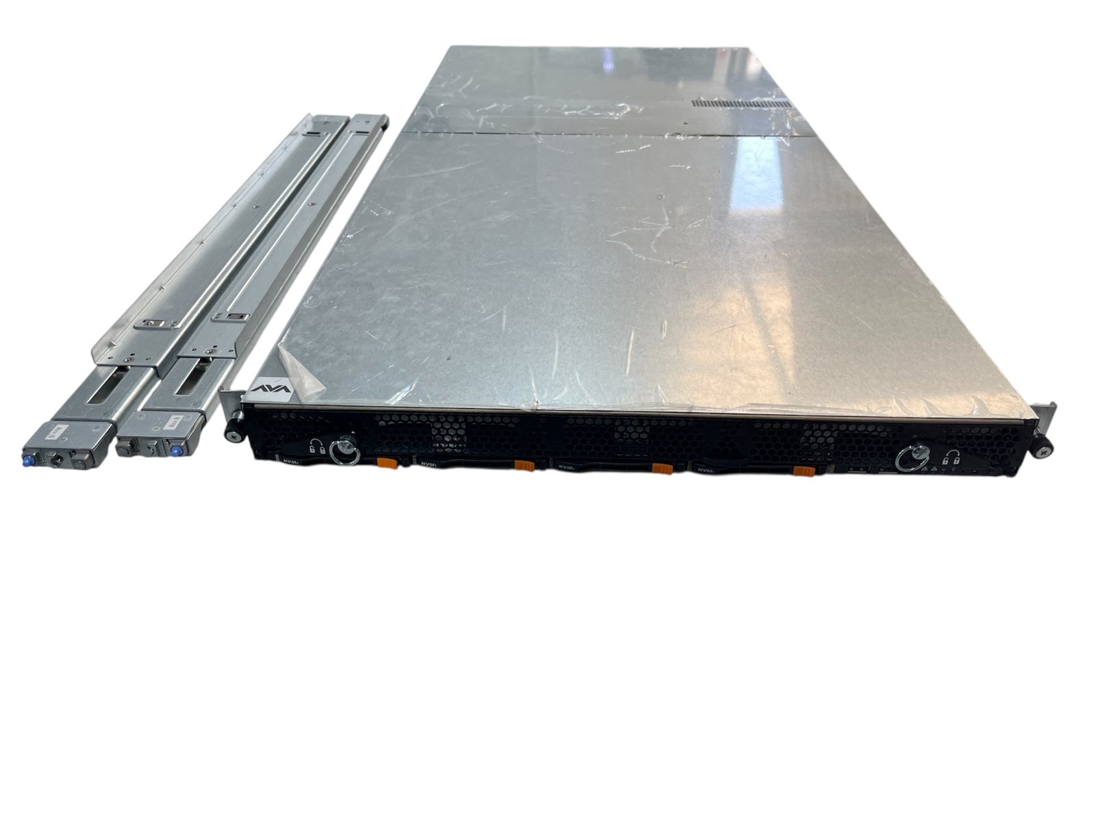 SUPERMICRO SSG-6019P-ACR12L 802TS-6 (2x) XEON SILVER 4100 - NO RAM HDD SSD RACKS