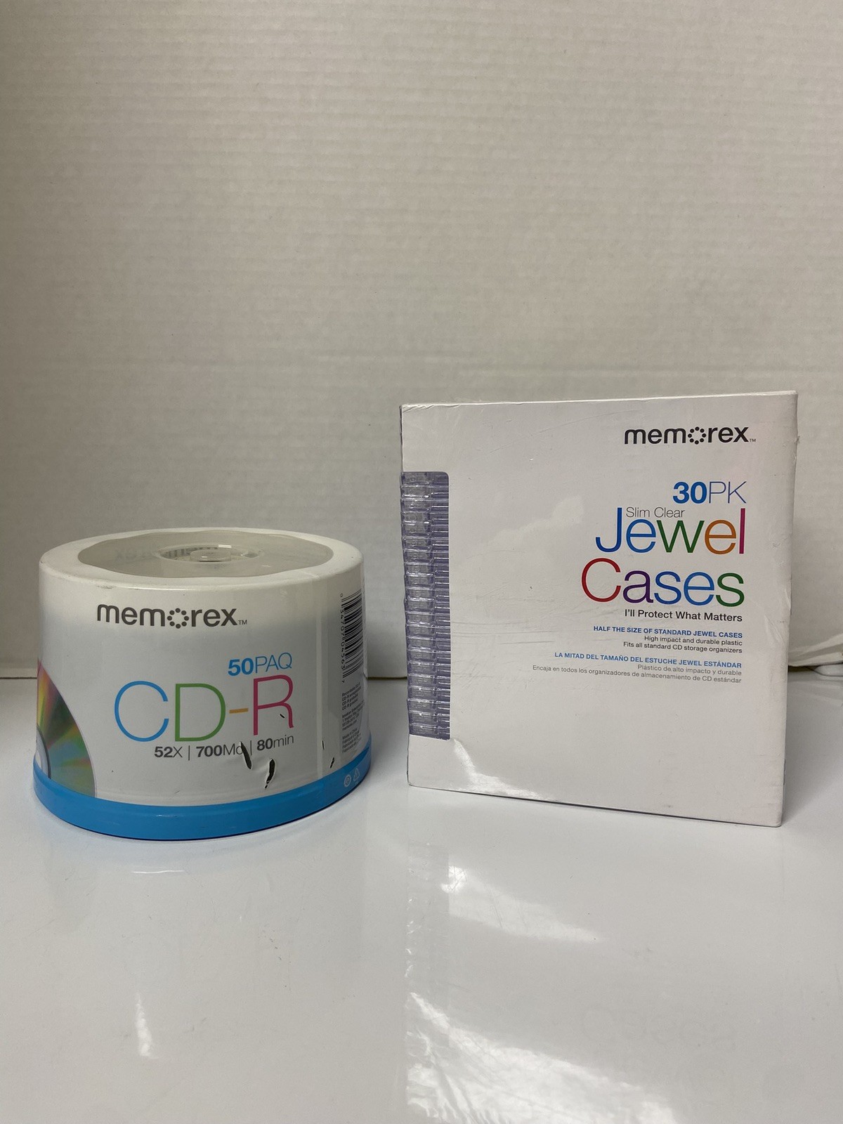Memorex CD-R 50Pk 52x 700MB 80min Recordable CD's & 30Pk Clear Jewel Case Bundle