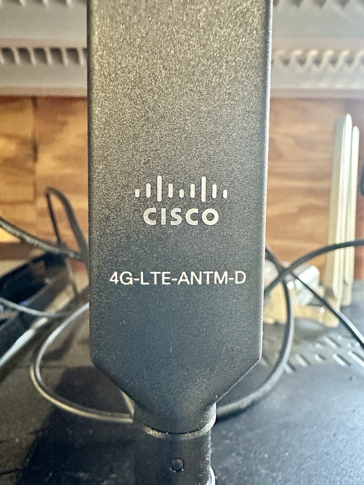 Cisco 4G/3G Omnidirectional Dipole Antenna (4G-LTE-ANTM-D)