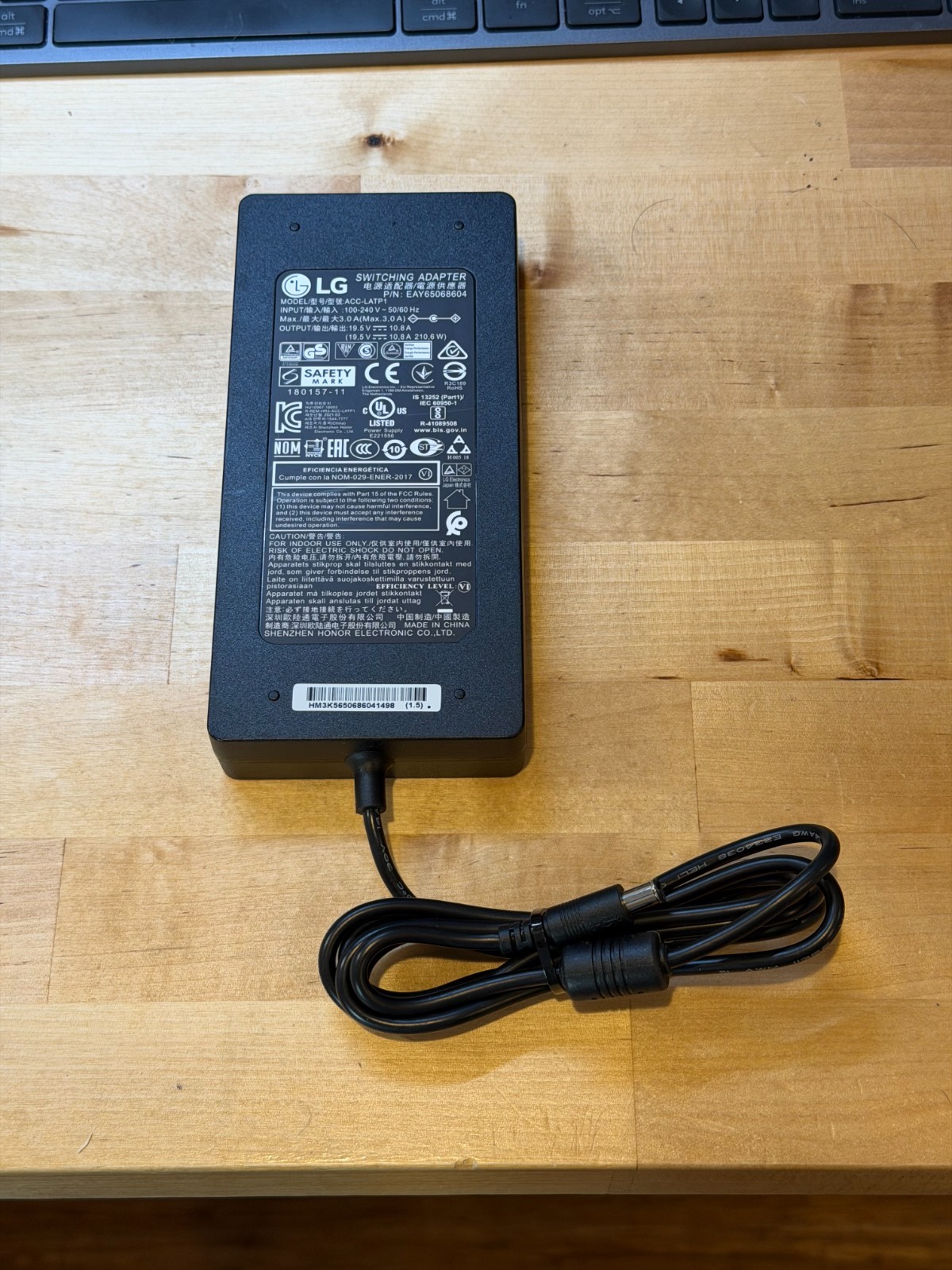 LG 19.5V 10.8A 210W Power Supply for LG Monitor Switching AC Adapter (ACC-LATP1)