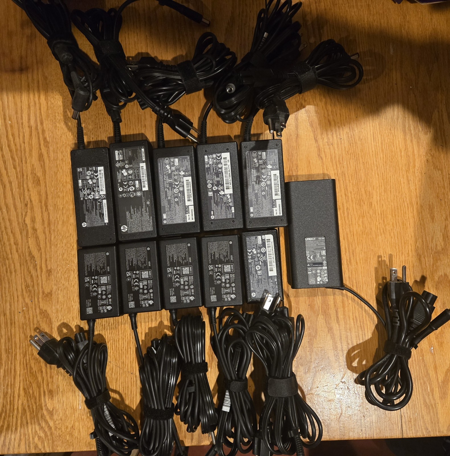 Lot of 11 Genuine HP Charger AC Adapter TPN-LA16 /TPC-LA58/TPV-CA54/HSTNN-DA35