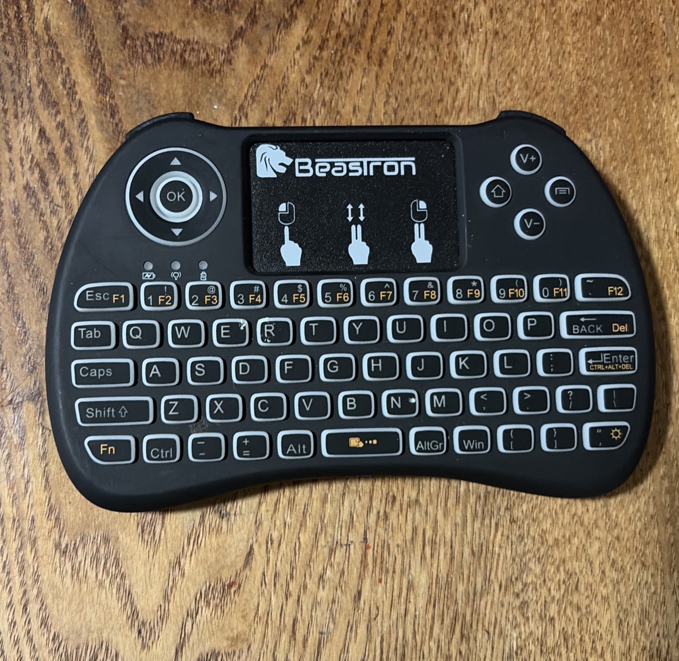 Genuine Beastron 2.4GHz Mini Wireless Keyboard with Touchpad Rechargeable Combo