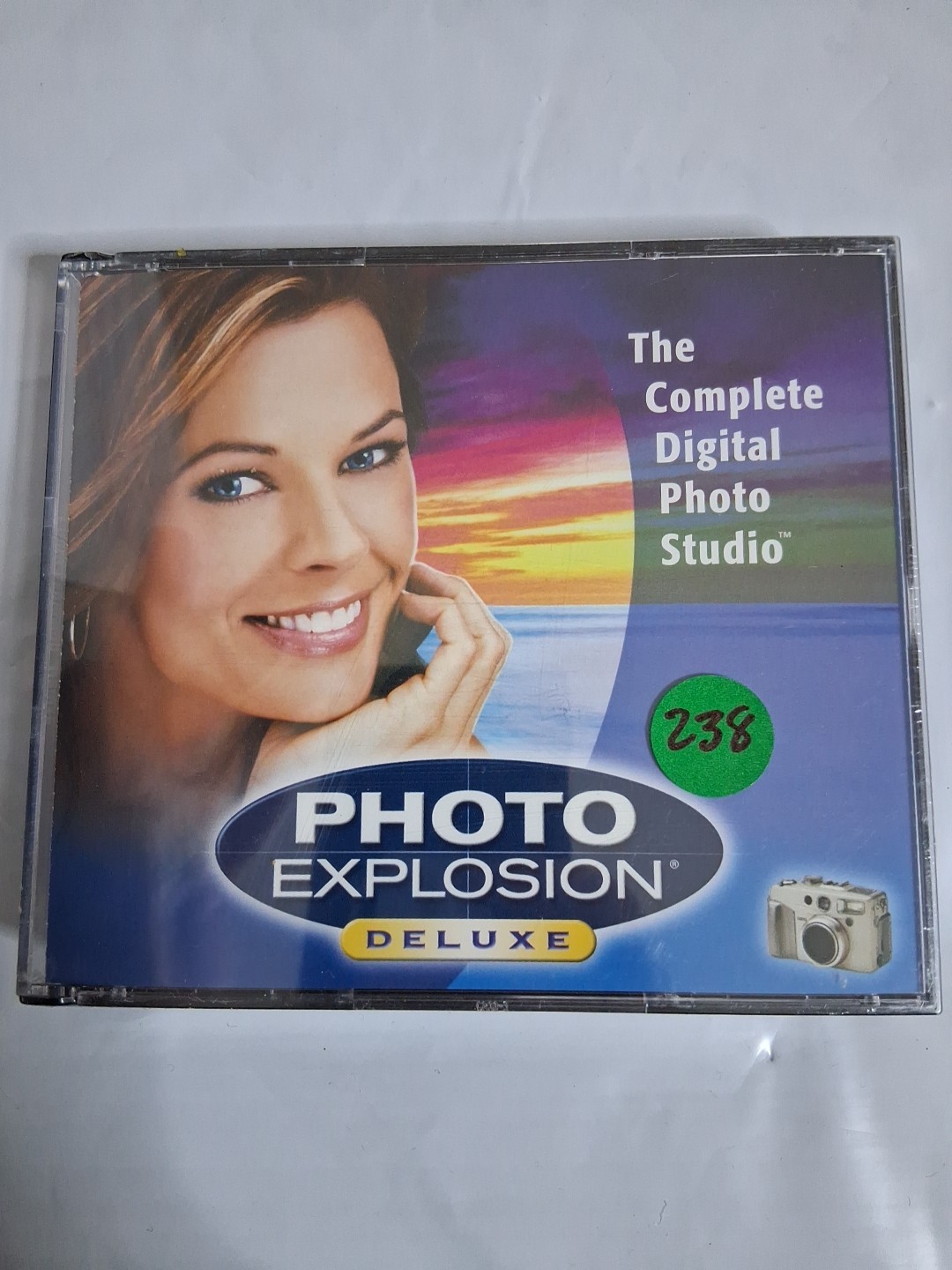 Photo Explosion Deluxe Complete Digital Photo Studio 2CD ROM 