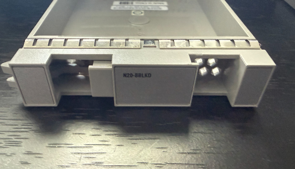 Cisco N20-BBLKD UCS 2.5" Slot Filler 800-36336-01 Hard Drive Blank UCS Server