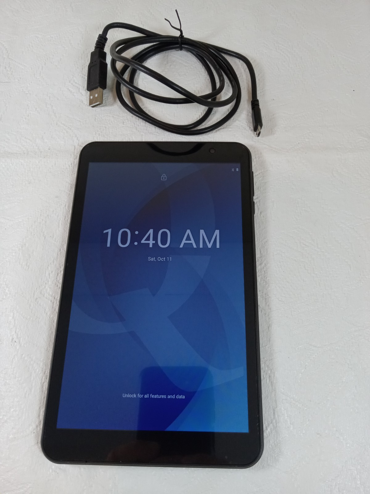 Q Link Wireless Scepter 8 Tablet 16GB Powers up Locked