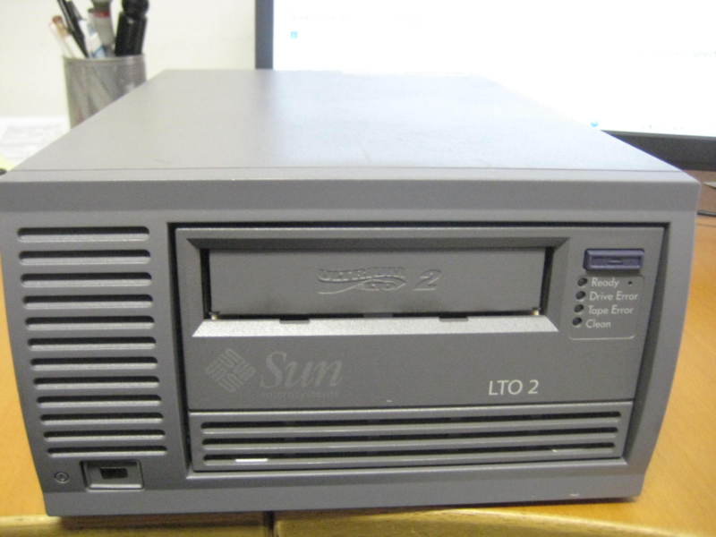 SUN 3800914-02 LTO2 SG-XTAPLTO2-D C7380-00625 Ultrium2 External Drive 380-0914