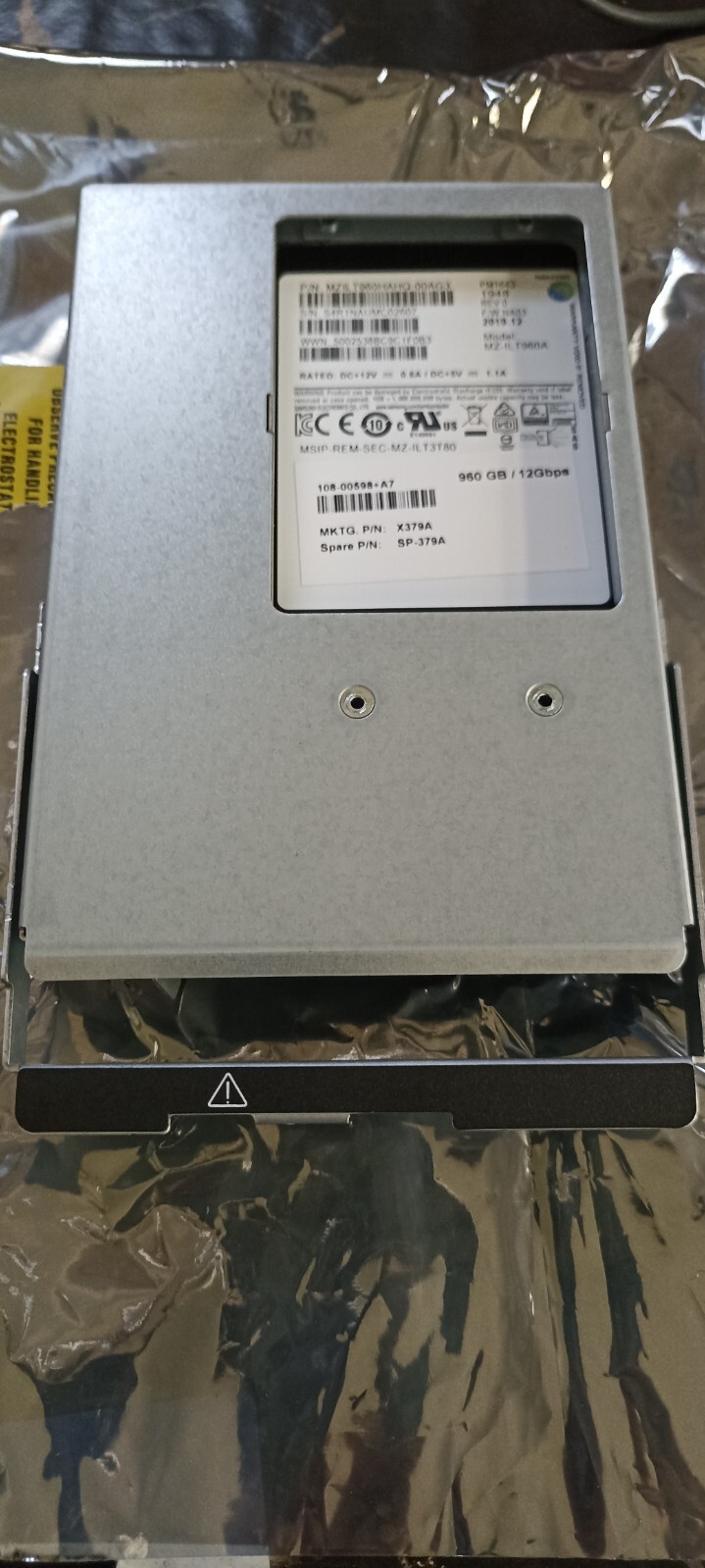 NetApp X379A SSD - 960 GB - SAS 12Gb/s DS460C, W/MSW