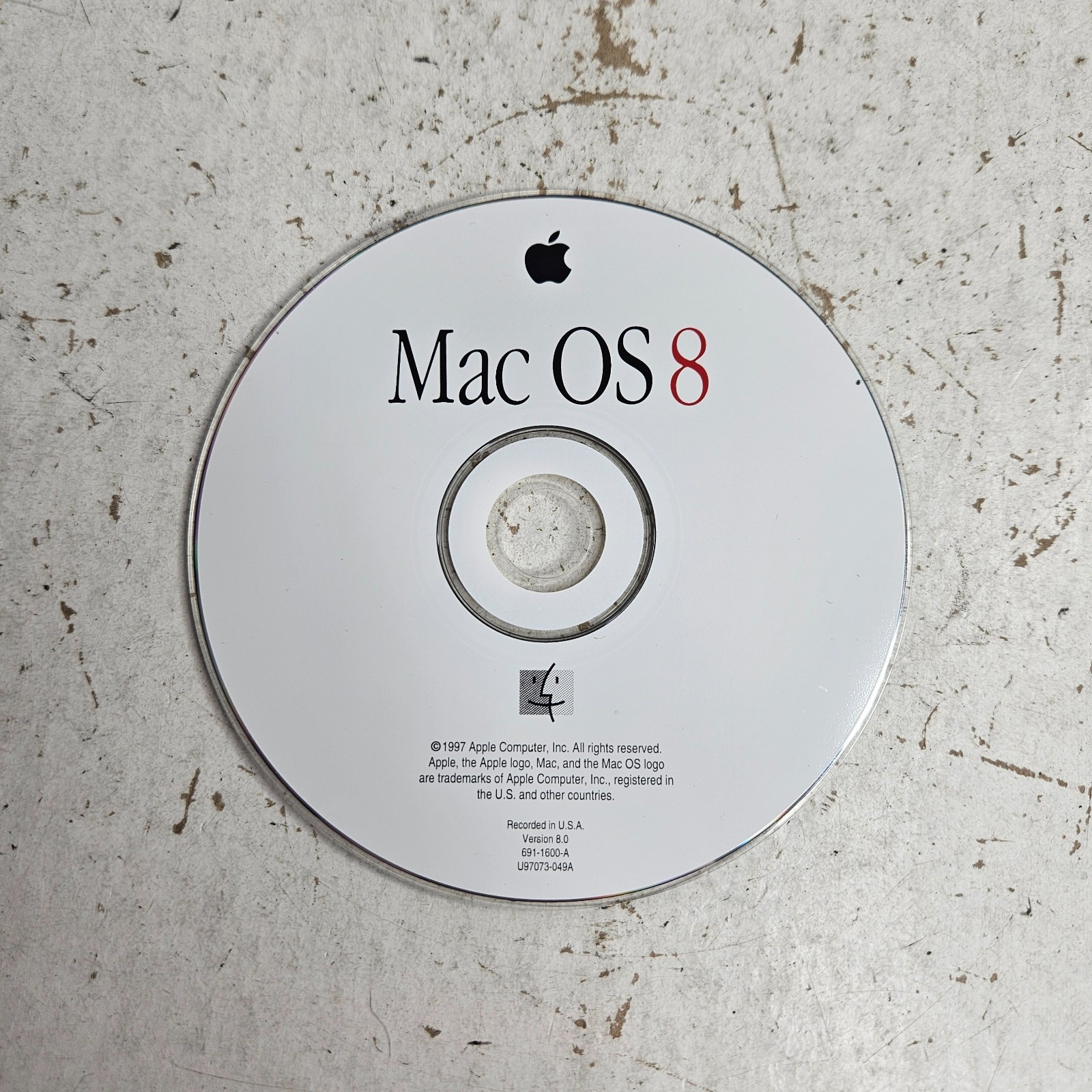 Vintage 1997 Mac OS 8 Apple Computer 691-1600-A System CD Rom Disc