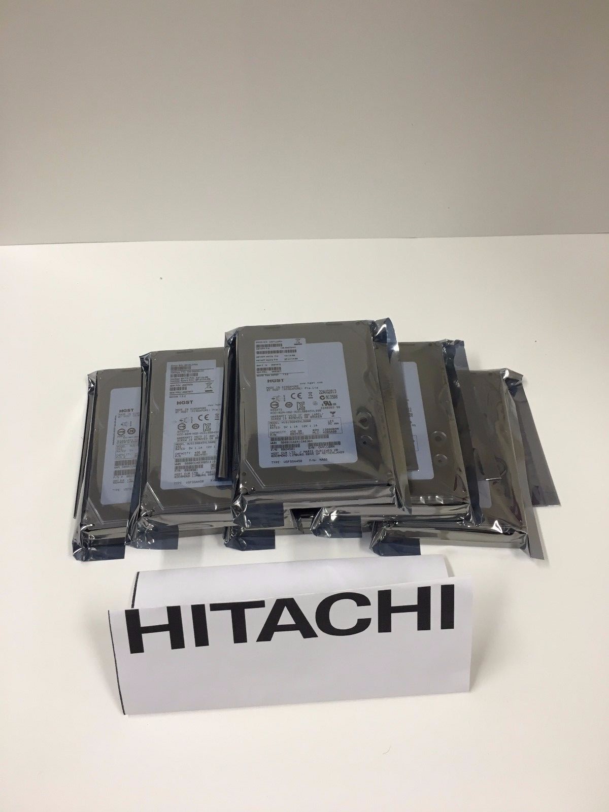 0B24502 HITACHI NETAPP 46X0884 46X0886 600GB 15K 3.5" SAS HDD HUS156060VLS600