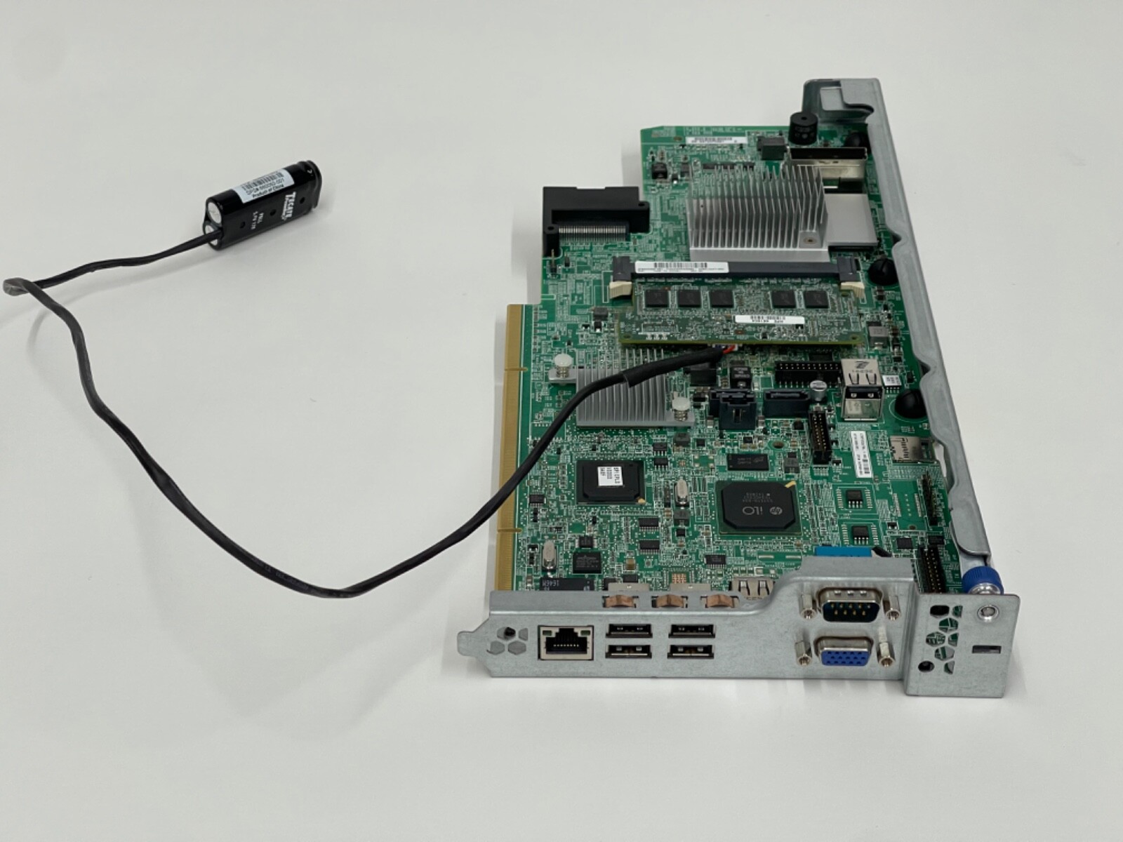 HP 865900-001 DL580 G9 Serial Peripheral Interface Riser with 2GB and battery