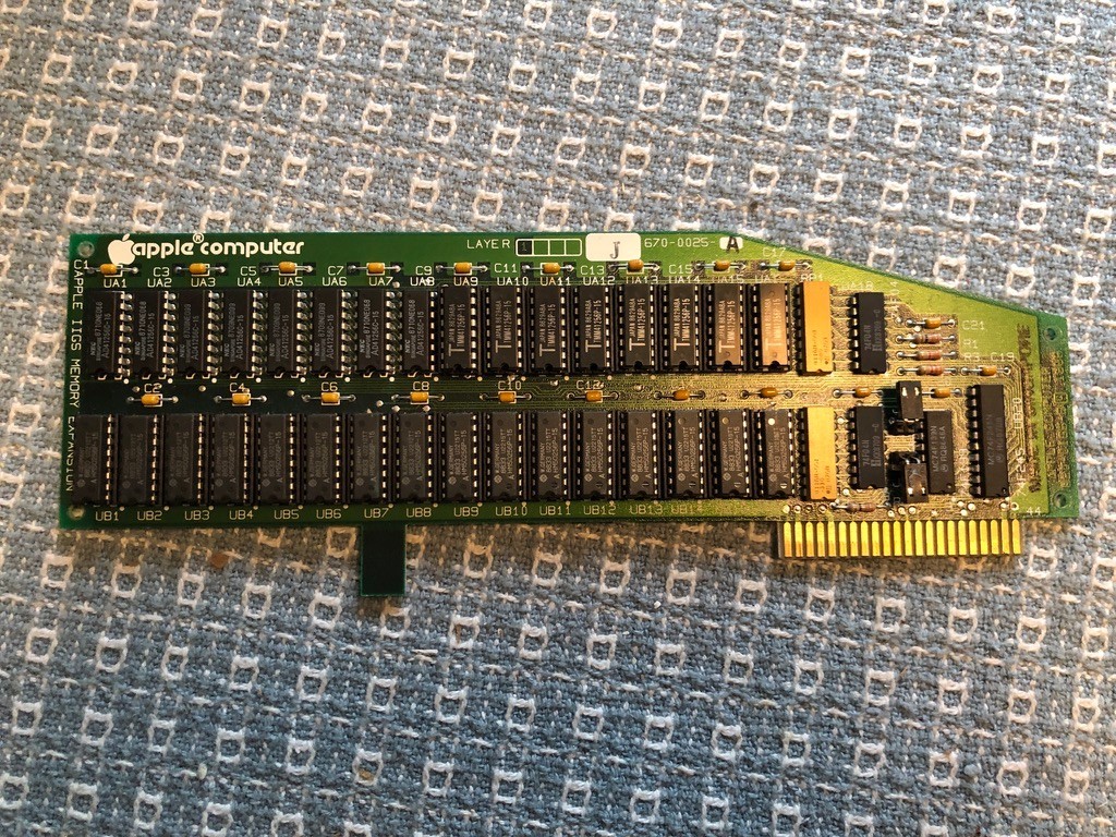 Apple IIGS Memory Expansion Card  670-0025-A   820-0166-B (#4) Fully Populated