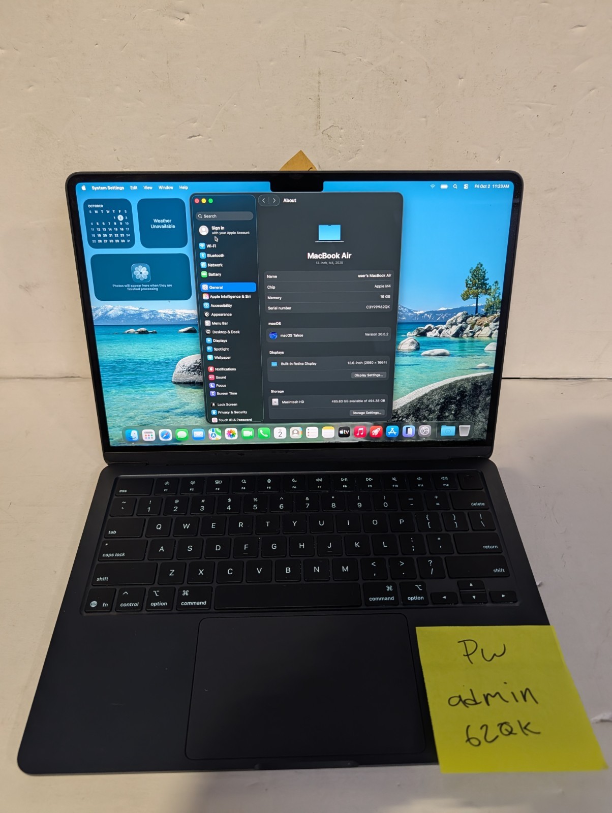 2025 Apple MacBook Air 13-inch M4 Chip 16GB RAM 512GB SSD Midnight 
