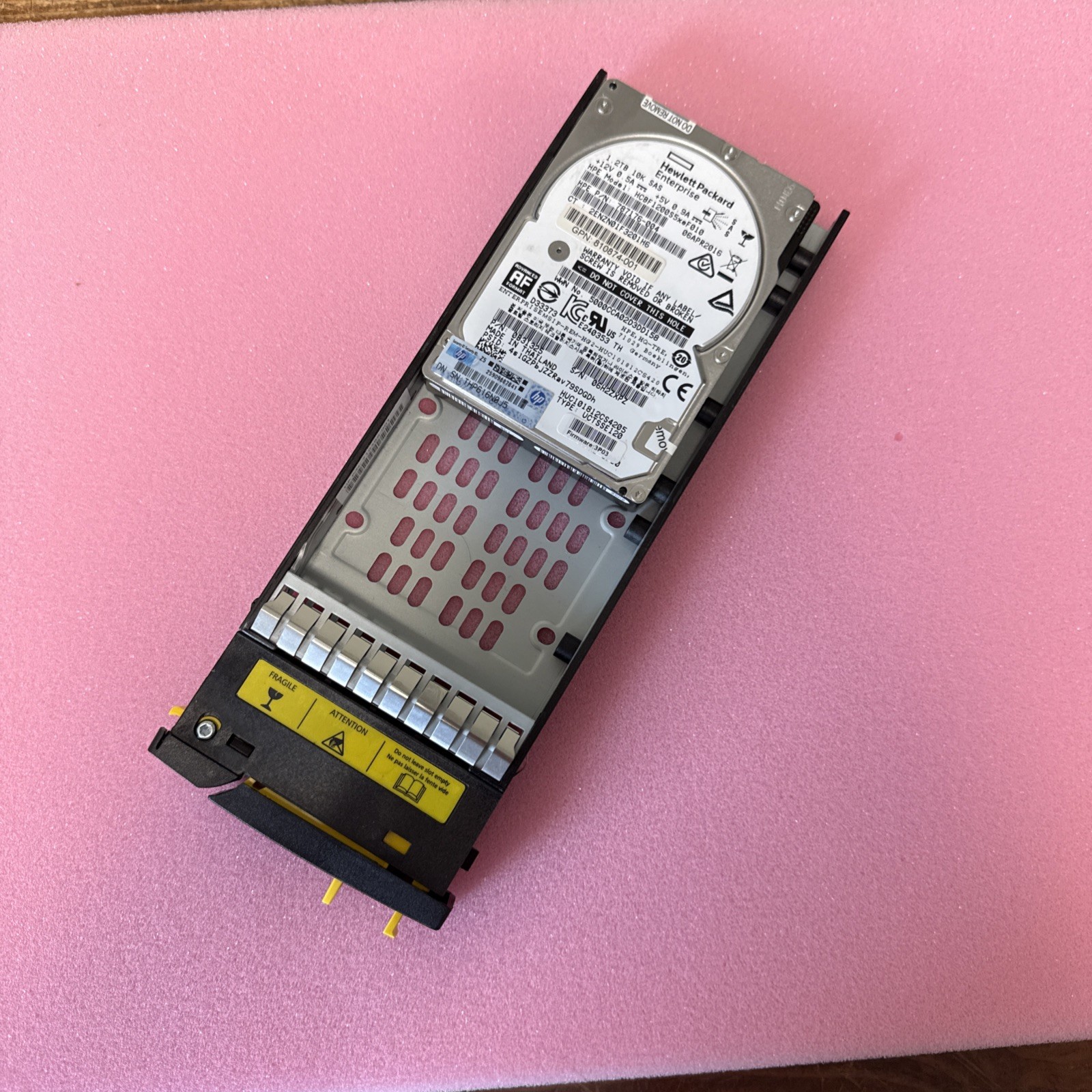 810762-001 HPE 3PAR 8000 1.2TB 6G 10K SFF SAS FIPS HDD K2P85B