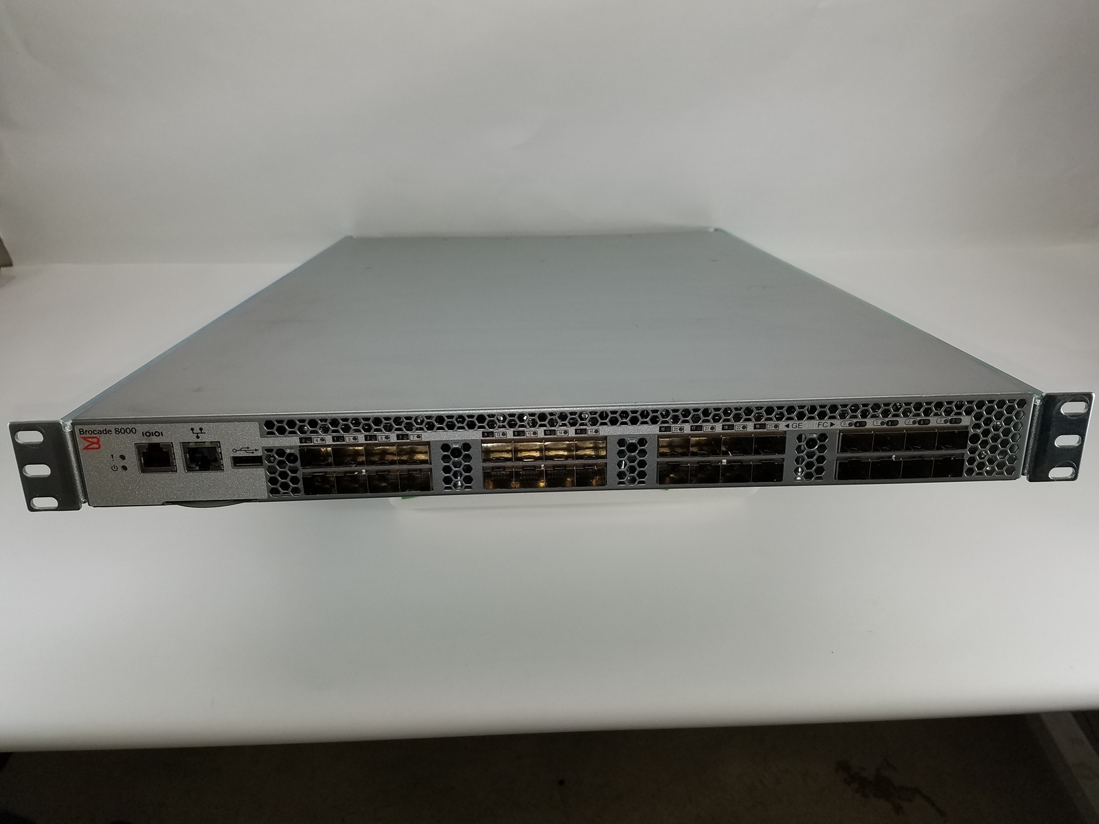 BROCADE 8000 24 PORT SWITCH