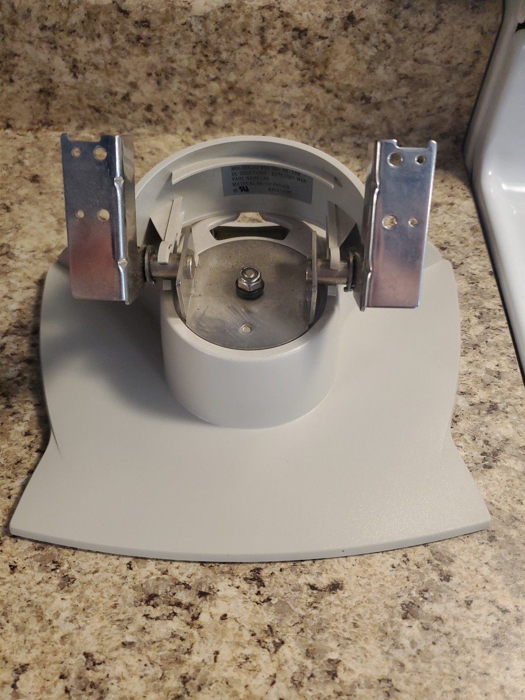 Vtg 2001 Crt Computer Monitor Stand 150s1c/74 Swivel Cream Off White Grey 
