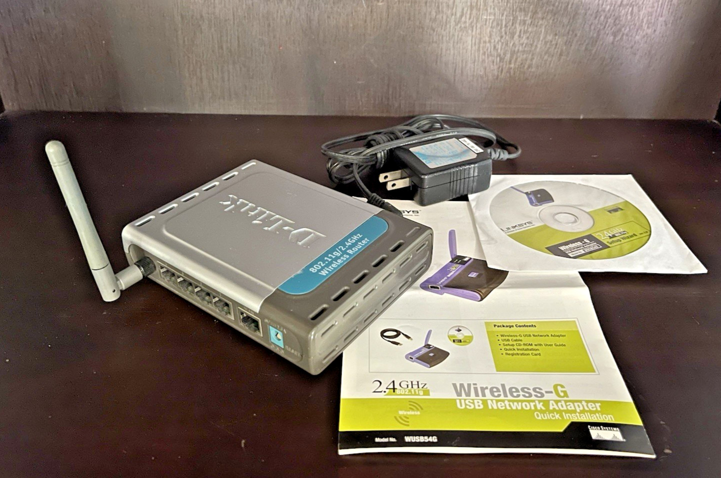 D-Link Wireless G USB Network Adapter DI 524-2.4GHz 802.11g-4 Port [NOT TESTED]