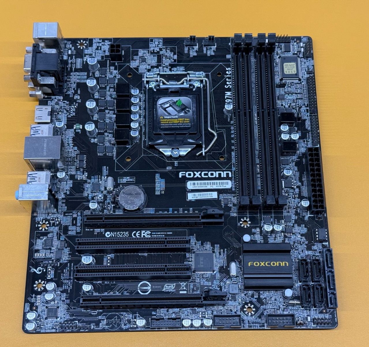 Open Box | Foxconn H97M Plus Motherboard | Intel 1150 & DDR3 | Micro-ATX