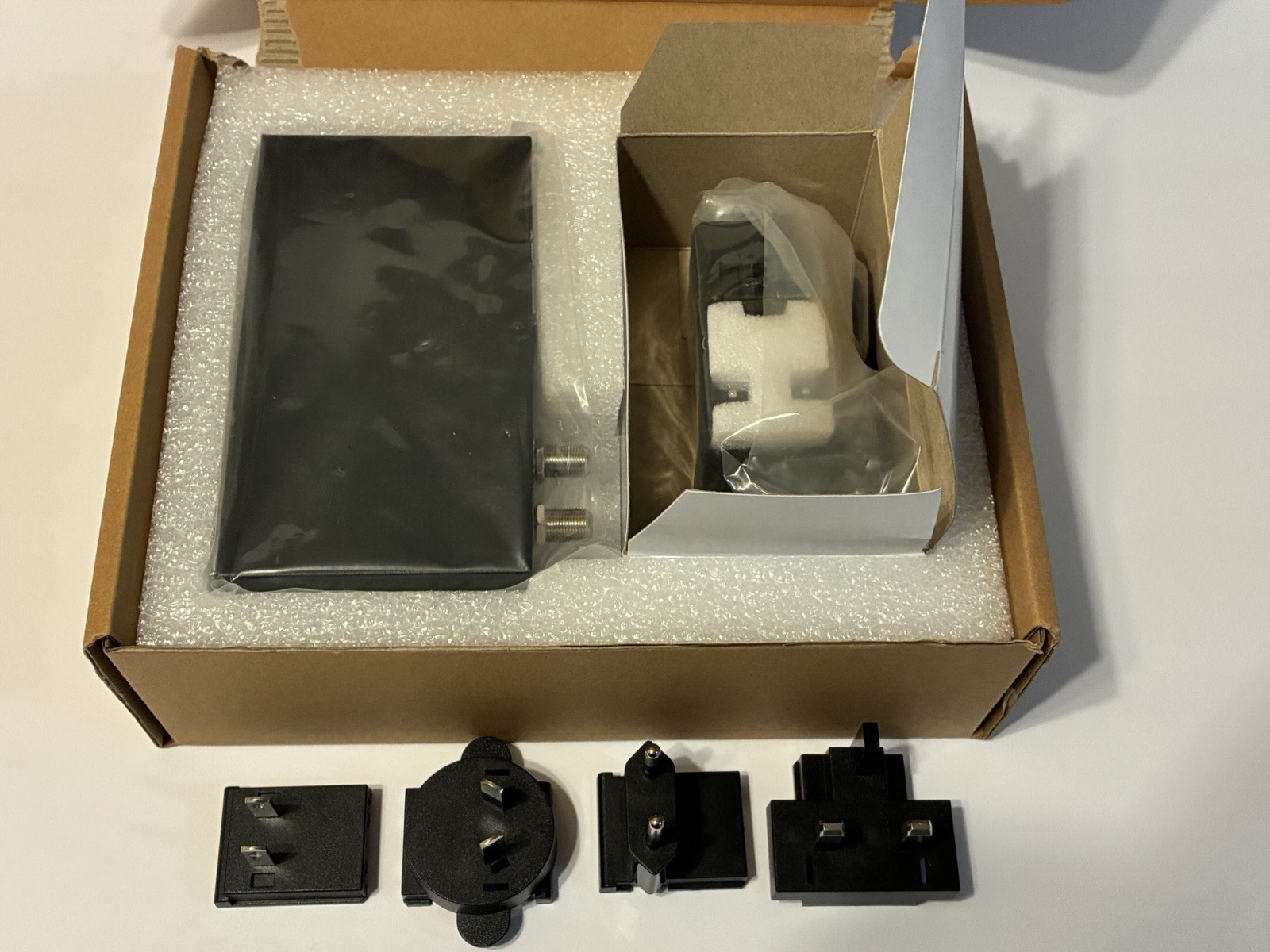 Startech EOC1110k Ethernet Network Extender over Coaxial Cable (Open Box/unused)