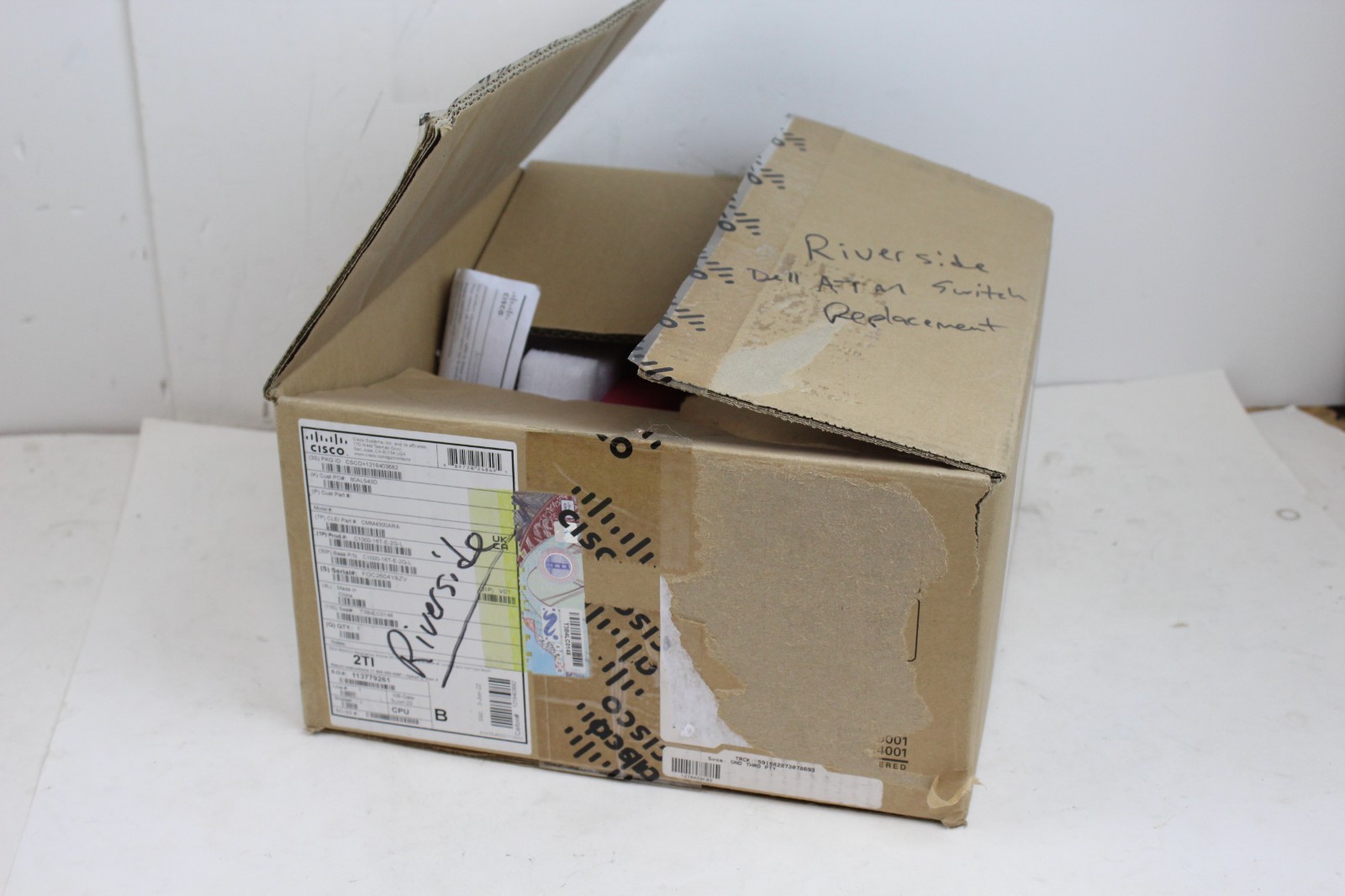 NEW OPEN BOX Cisco Catalyst 1000 C1000-16T-2G-L 16-Port Switch