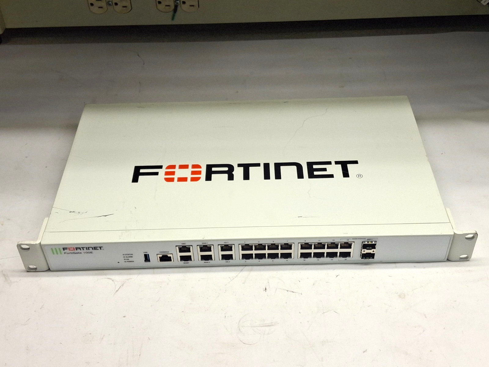 Fortinet FORTIGATE-100E FG-100E Network Security Firewall  Appliance