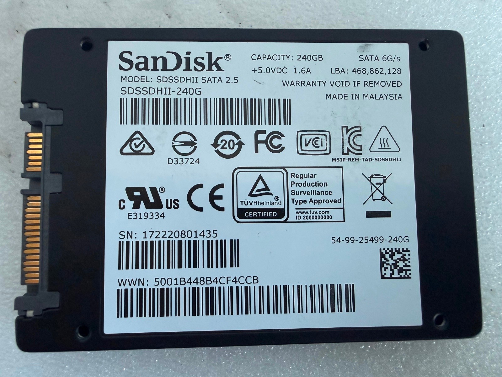 SanDisk Ultra II 240GB SATA III 2.5-inch Internal SSD SDSSDHHII-240G