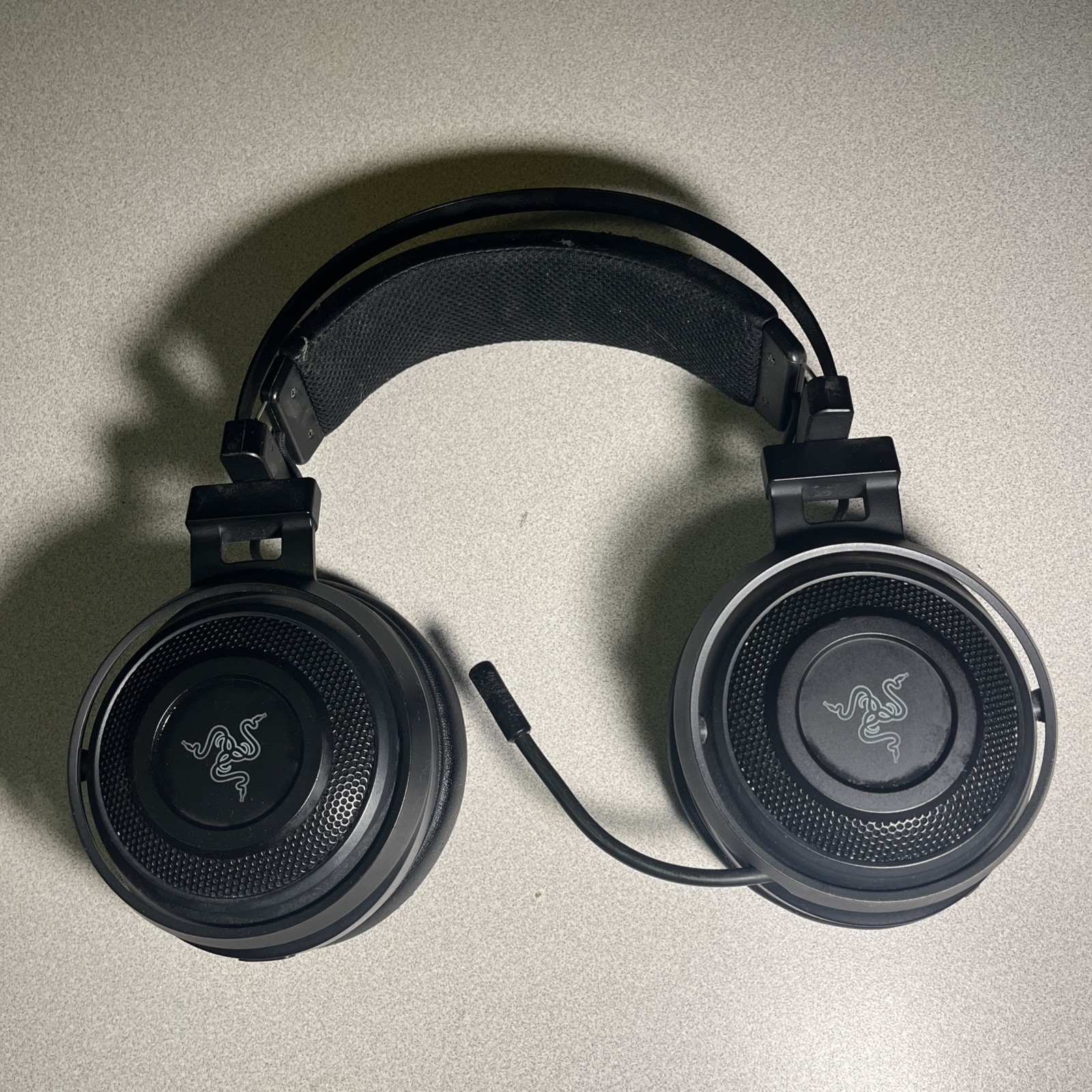 Razer Nari Ultimate Wireless Gaming Headset - Black *No USB*