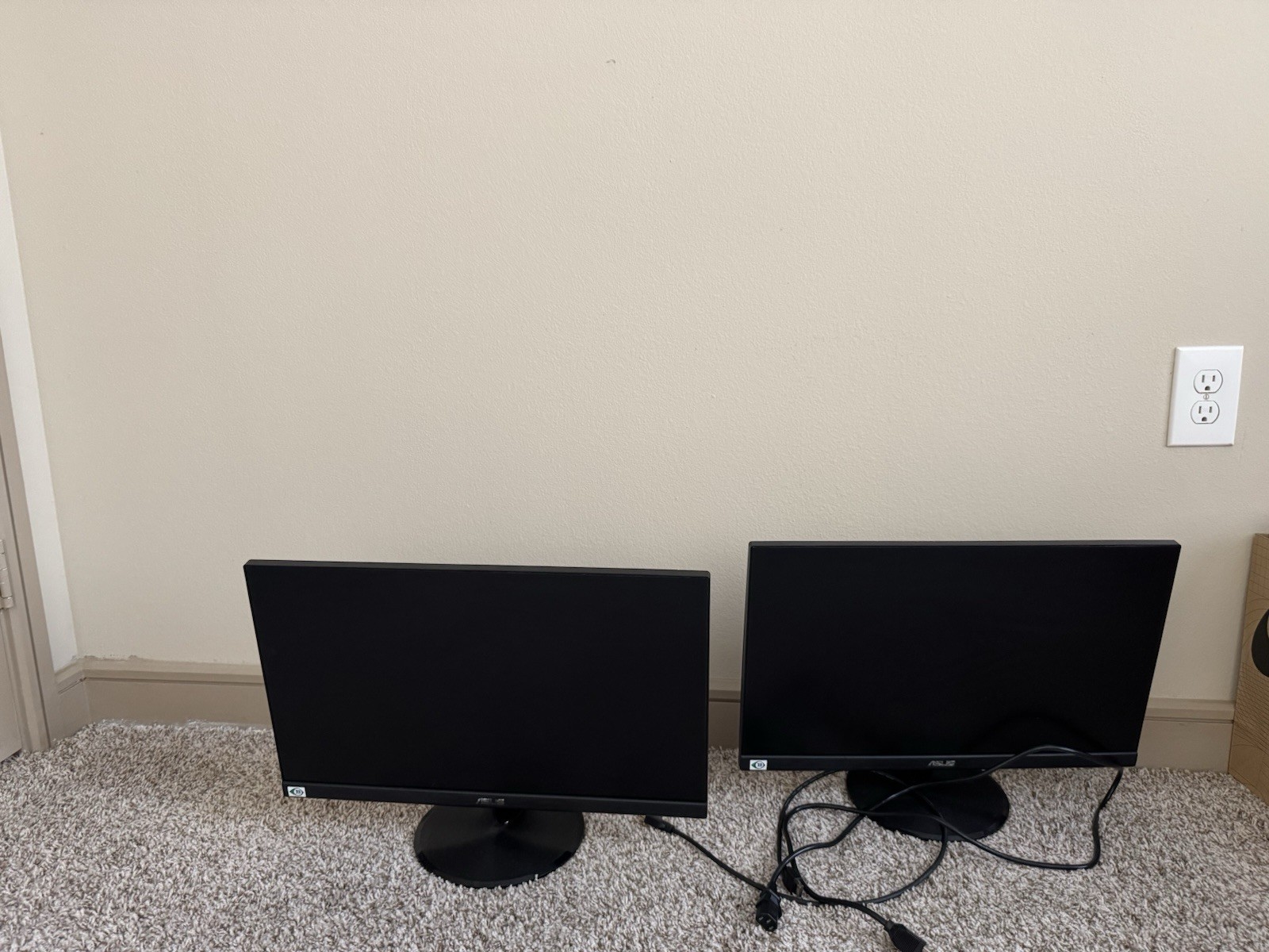 Asus 21.5 " 2 ASUS VP229Q. Gaming Monitor, FHD, 1ms, 75Hz VP228QG
