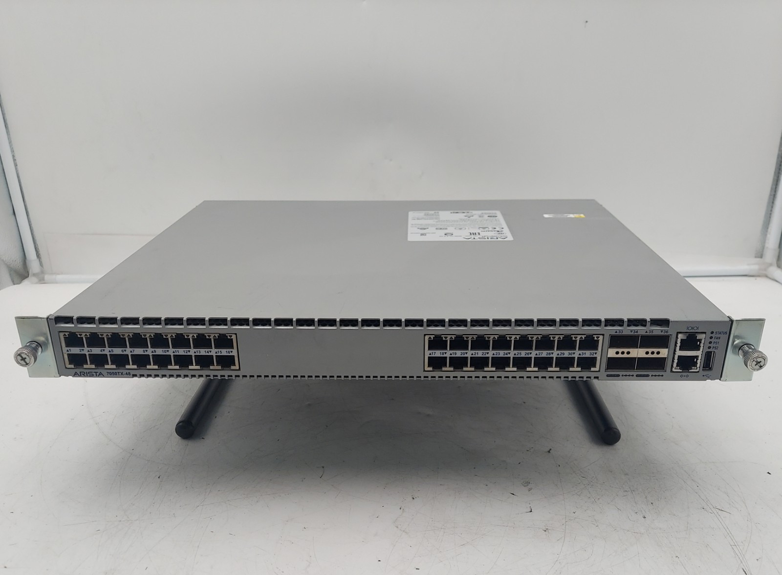 Arista DCS-7050TX-48 32-Port 10Gbe/4-Port 40Gbe QSFP Data Center Switch