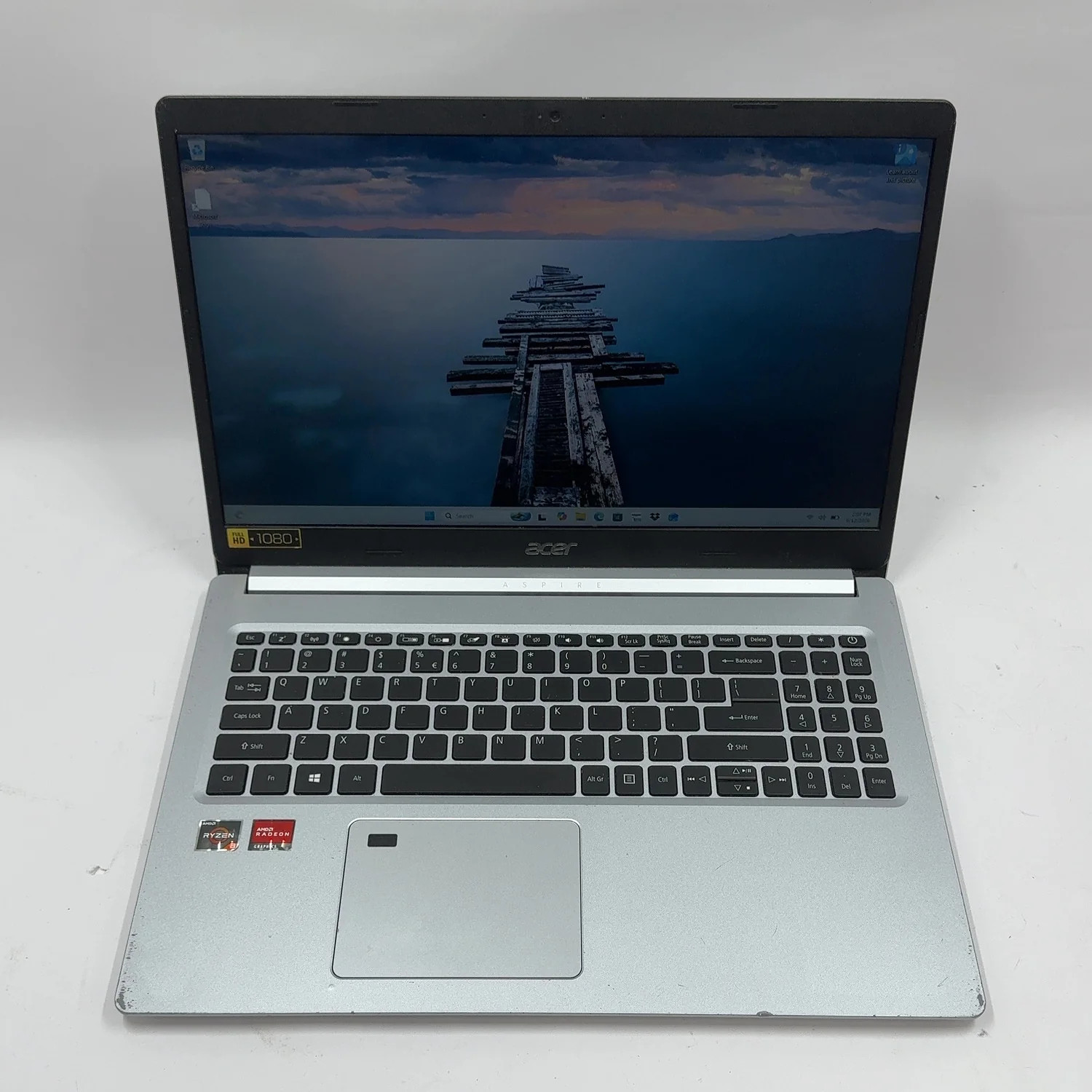 Acer Aspire A515-46 15.6" Ryzen 3 3350U 2.1GHz 4GB RAM 128GB SSD Read