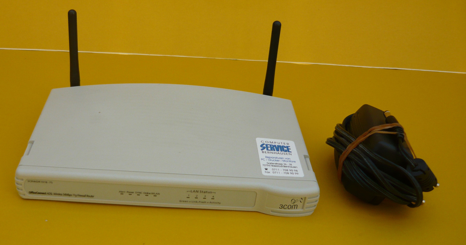3Com OfficeConnect ADSL Wireless 54Mbps11g Firewall 3CRWDR101B-75 Router