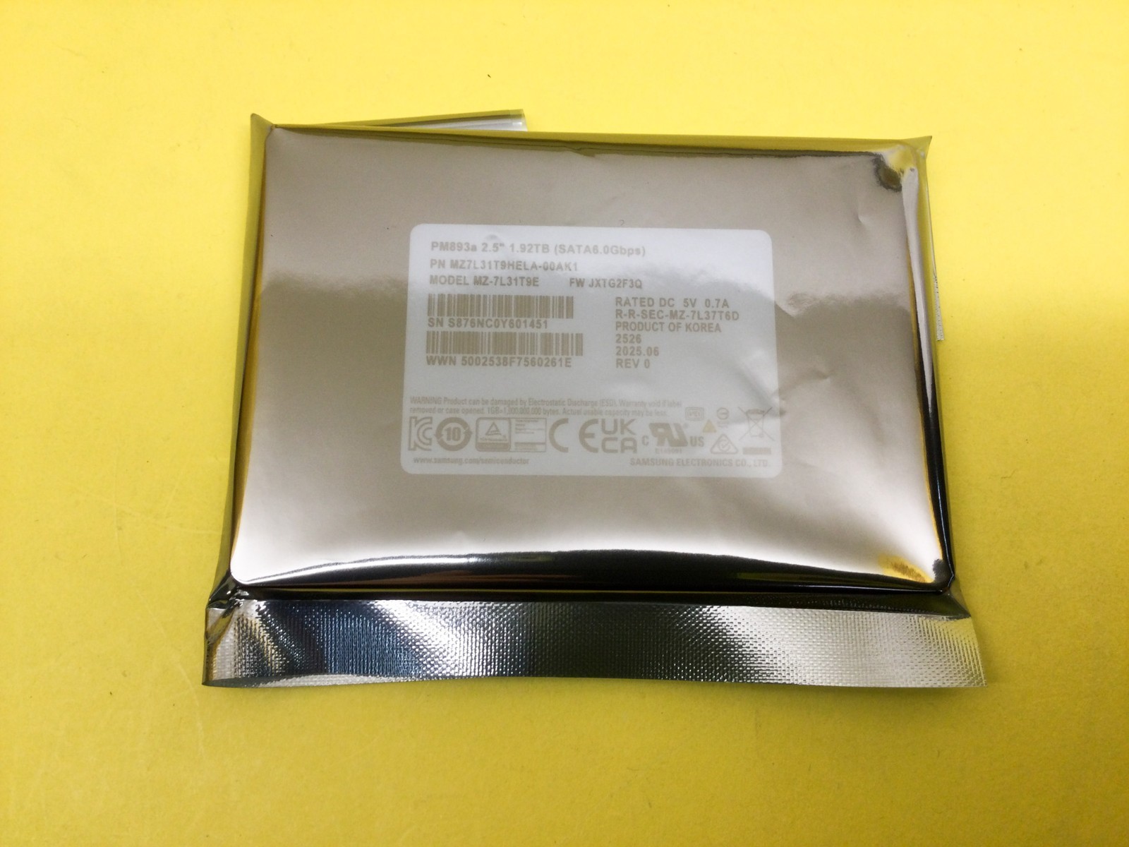 Samsung PM893a 1.92TB SATA 6Gb/s 2.5in Enterprise SSD MZ-7L31T9E New