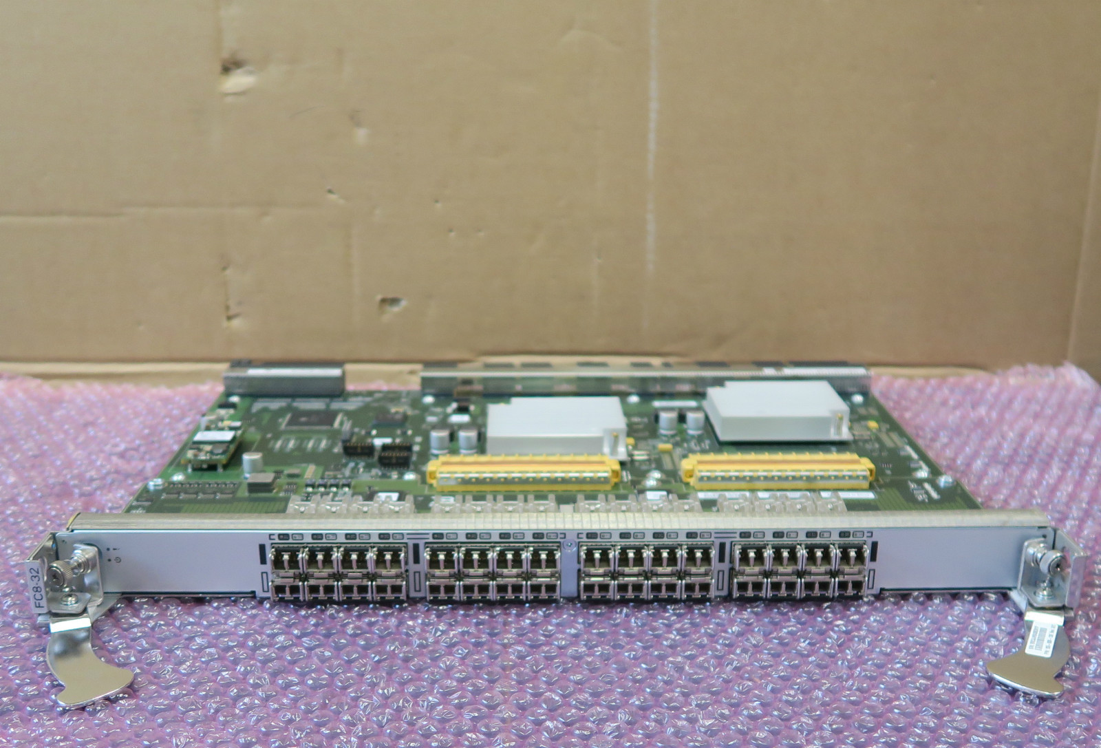 EMC Brocade FC8-32 105-000-136 32 Port 8GB Fibre DCX Blade 32x SFP 40-1000145-11