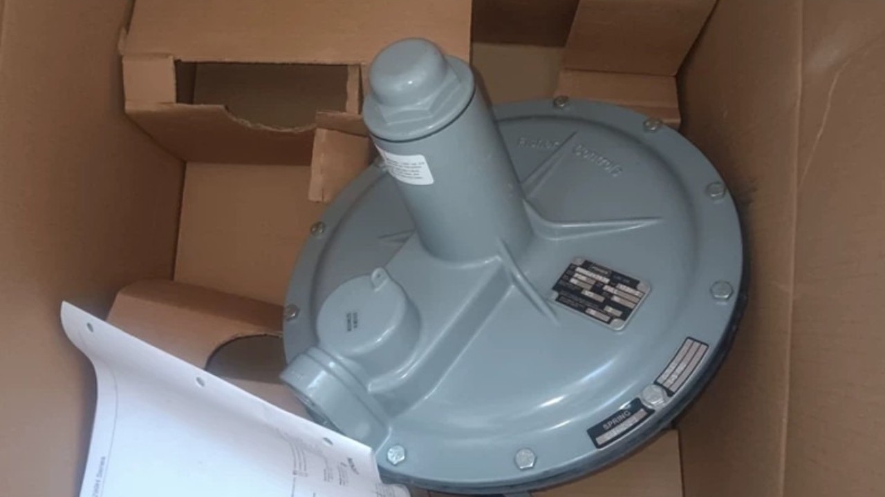 Fisher 133H Pressure Reducing Valve Brand New Spot Goods
