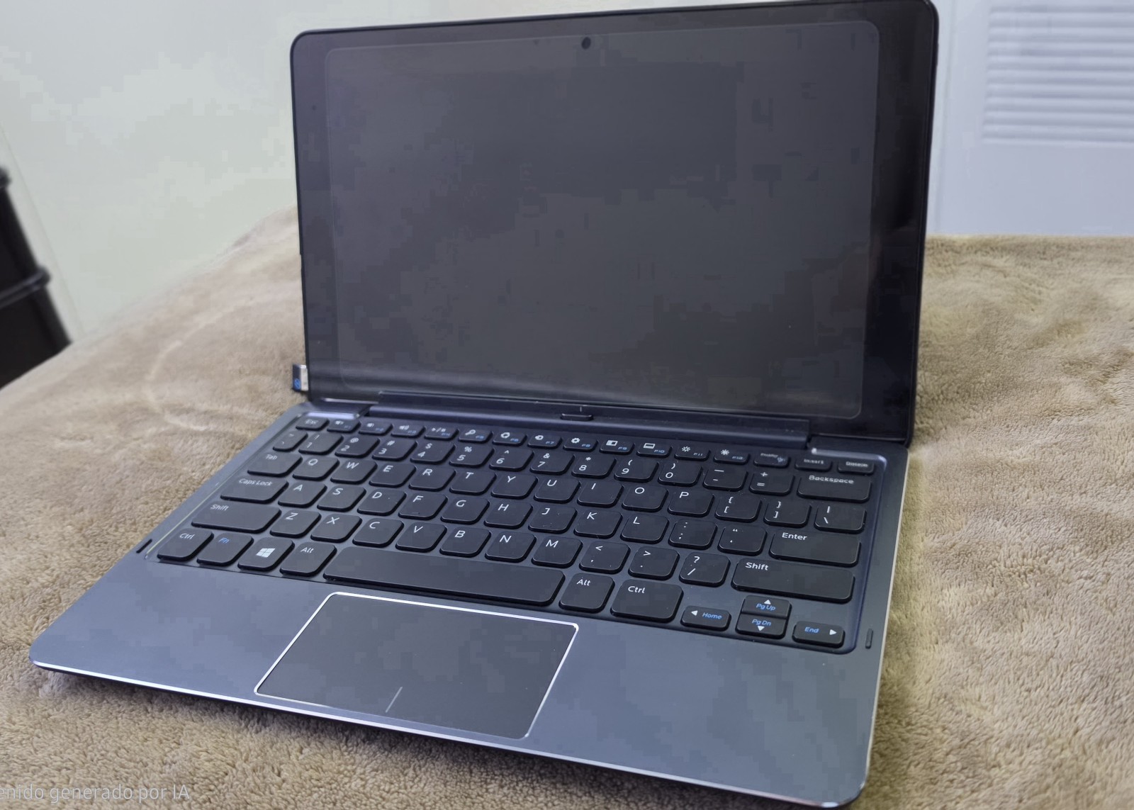 Dell Venue 11 Pro 7139  Intel Core i5  1.6 Ghz - 8GB - 256GB HDD M.2 - Tab/Lap.