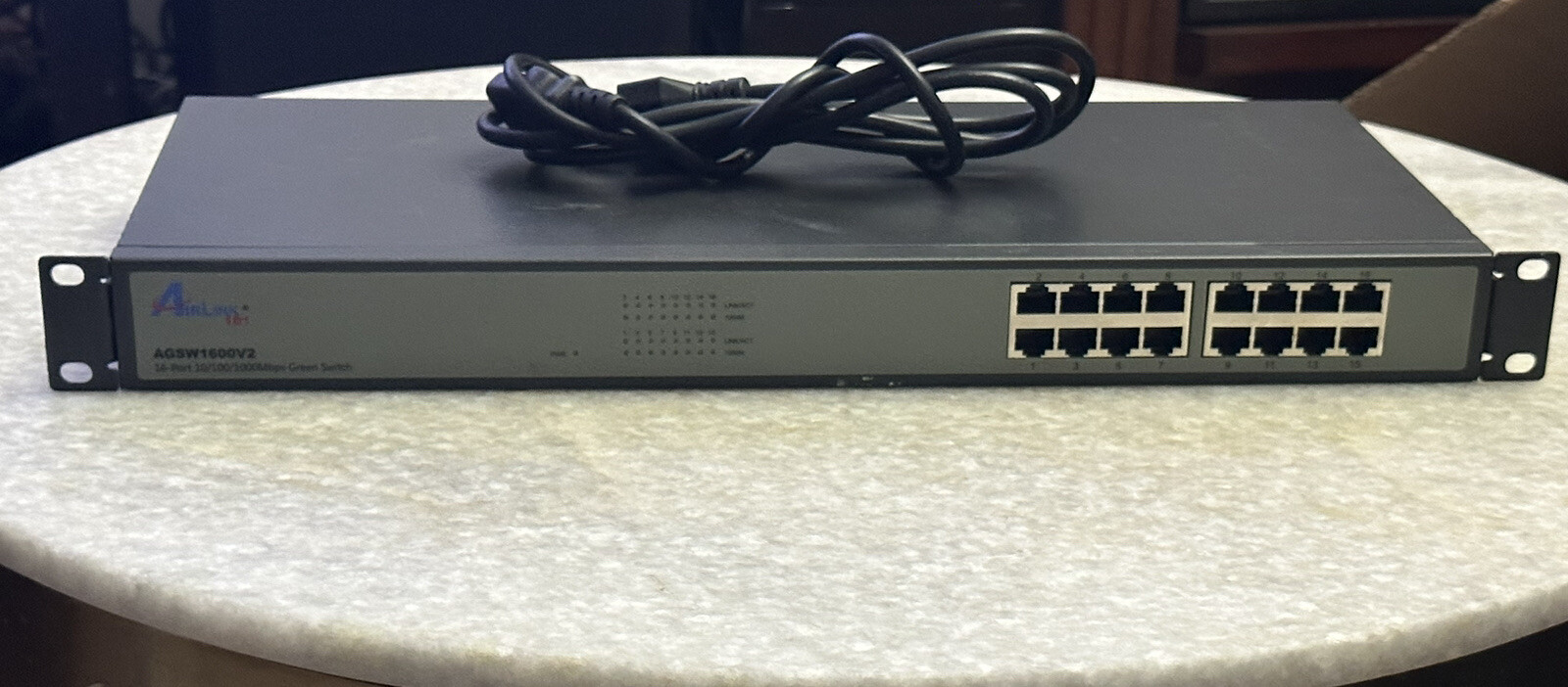 Airlink 101 AGSW2400V2 16-Port 10/100/1000 Ethernet Switch k33