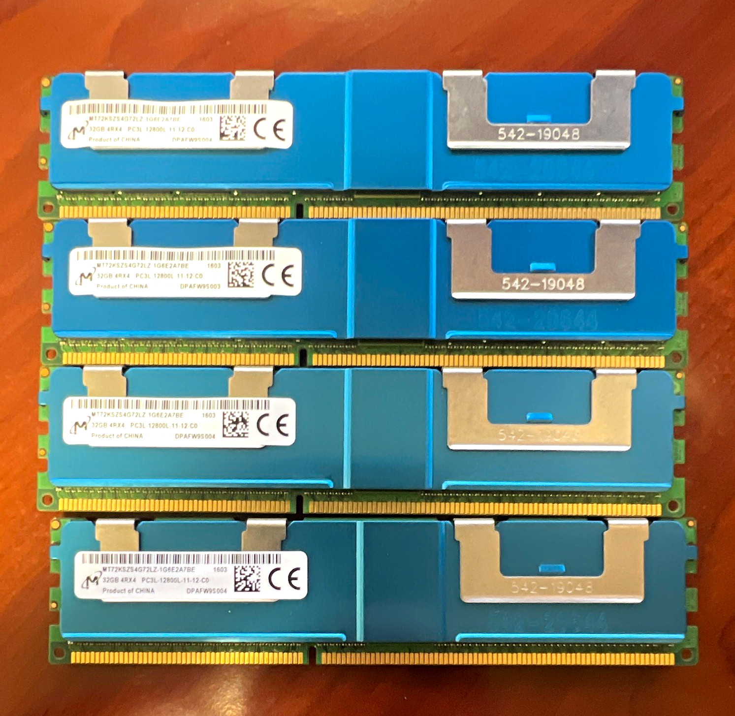 ( Lot of 4) Micron 128GB (4x32GB) DDR3 PC3L-12800L 240-Pin ECC Reg RDIMM MT72K