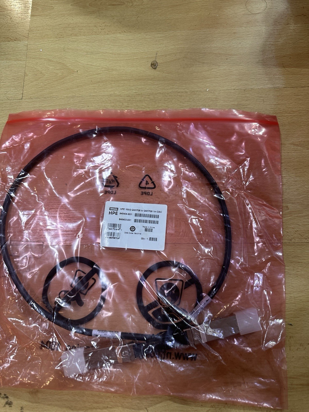 HPE100G cable 845403-B21 845404-001 1 meter QSFP+28-QSFP+28 free Fedex Ship ￼