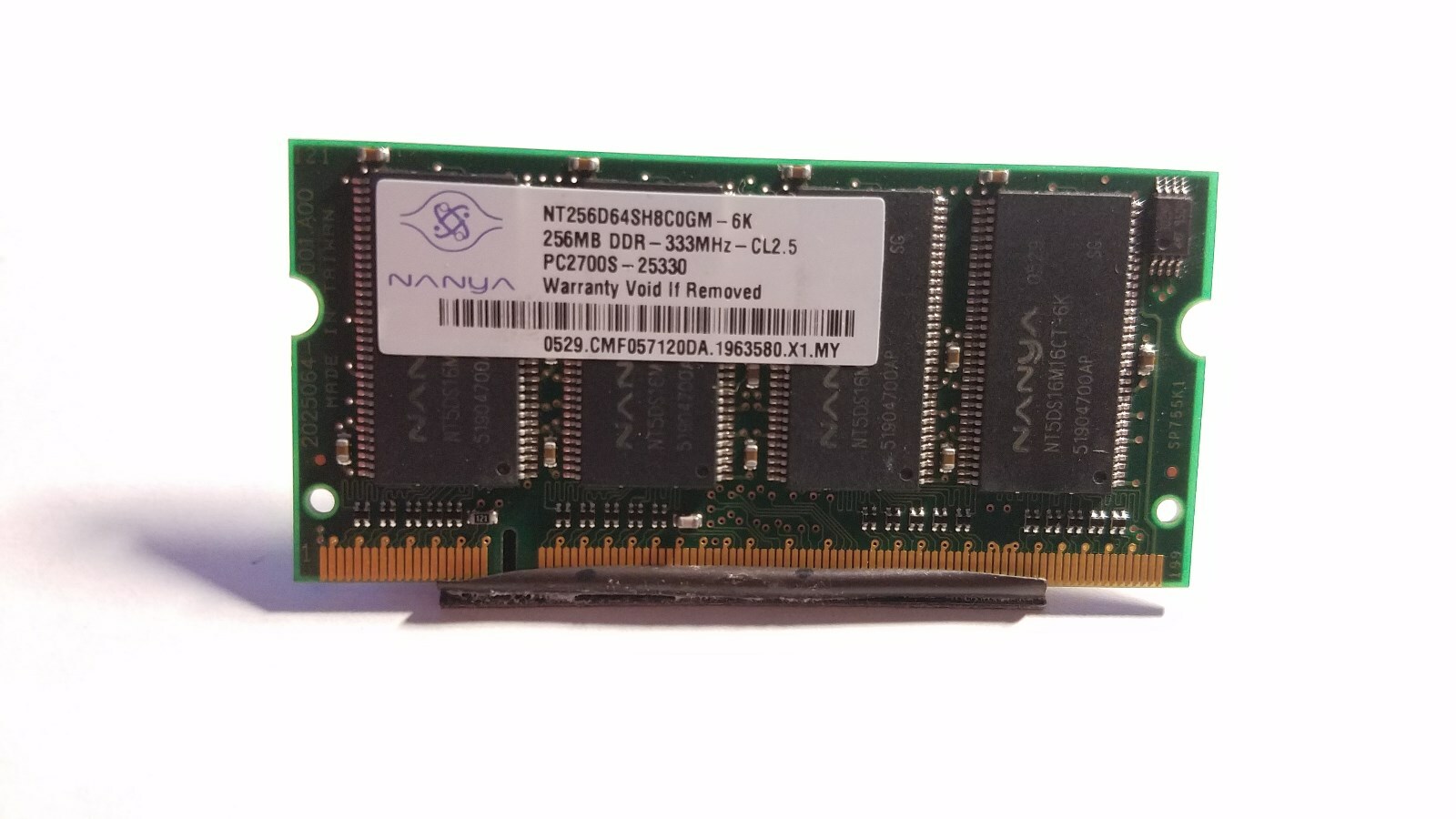Nanya 256MB PC2700 DDR-333MHz non-ECC Unbuffered CL2.5 200-Pin SoDimm Memory