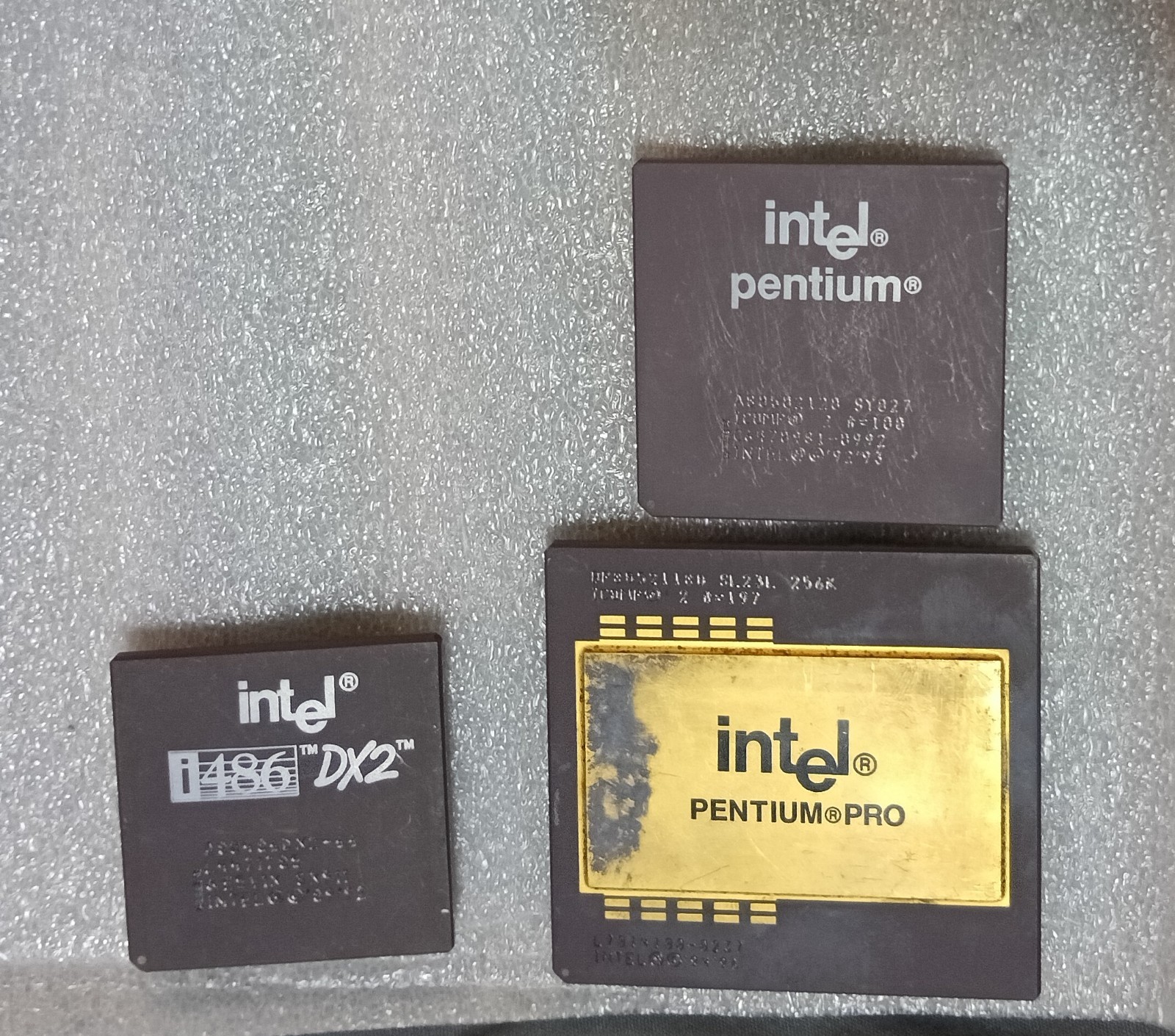 Vintage Intel CPU Lot - Pentium Pro 180MHz, i486 DX2-66, Pentium 120 - Clean Pin